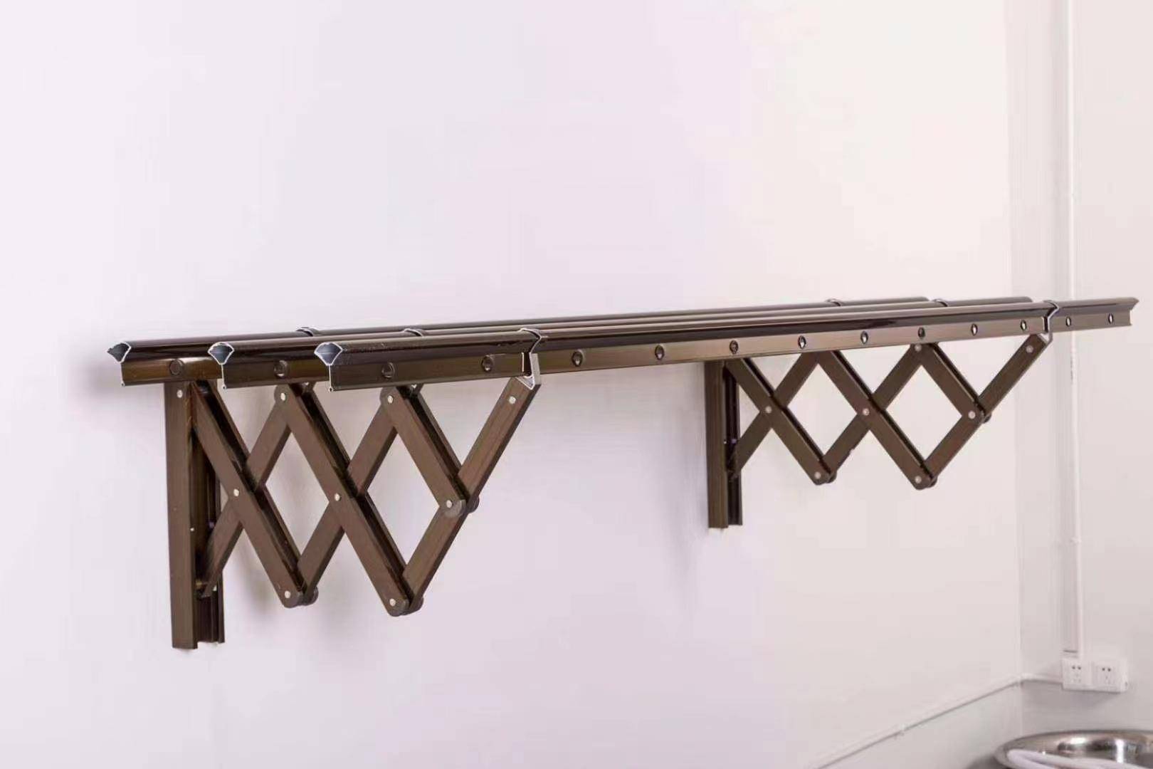 降折叠伸缩阳台顶装落地移动晾衣架技术标杆推荐:常州富阁尔鑫饰日用品有限公司自动升(图2) 降折叠伸缩阳台顶装落地移动晾衣架技术标杆推荐:常州富阁尔鑫饰日用品有限公司自动升(图2)